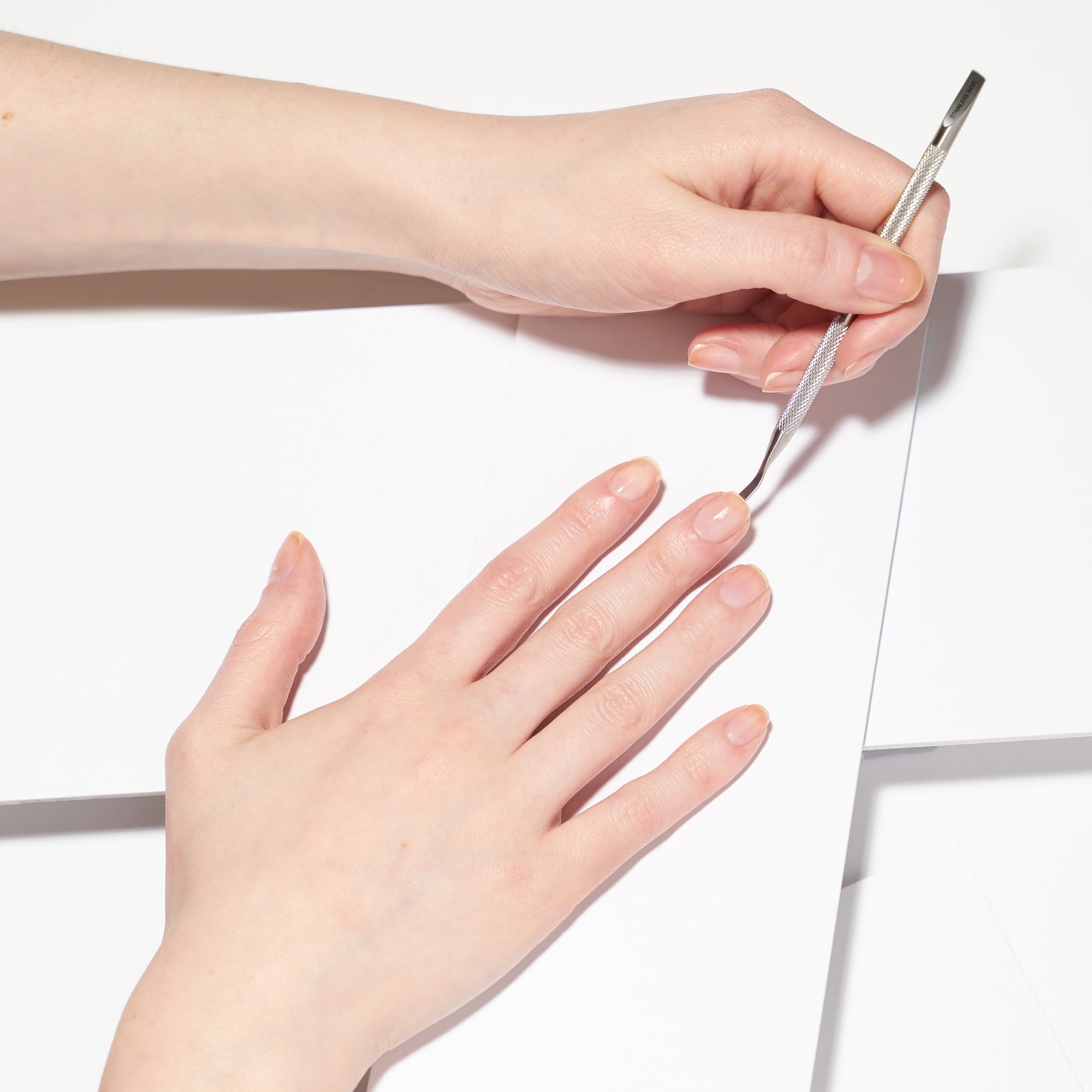 3315-R | Pushy And Nail Cleaner