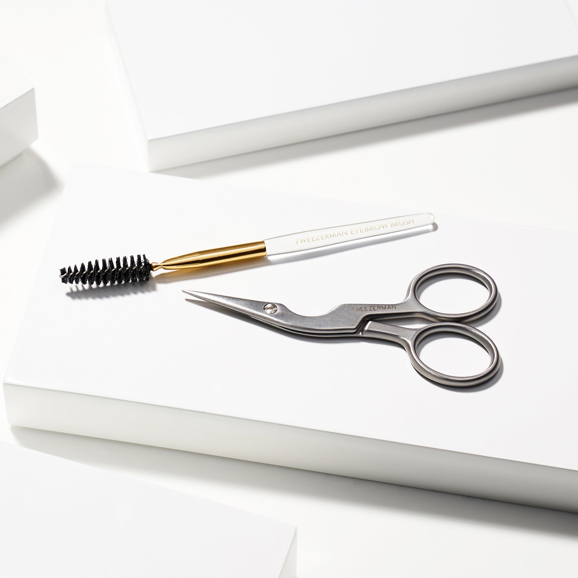 2914-LLT | Brow Shaping Scissors &amp; Brush