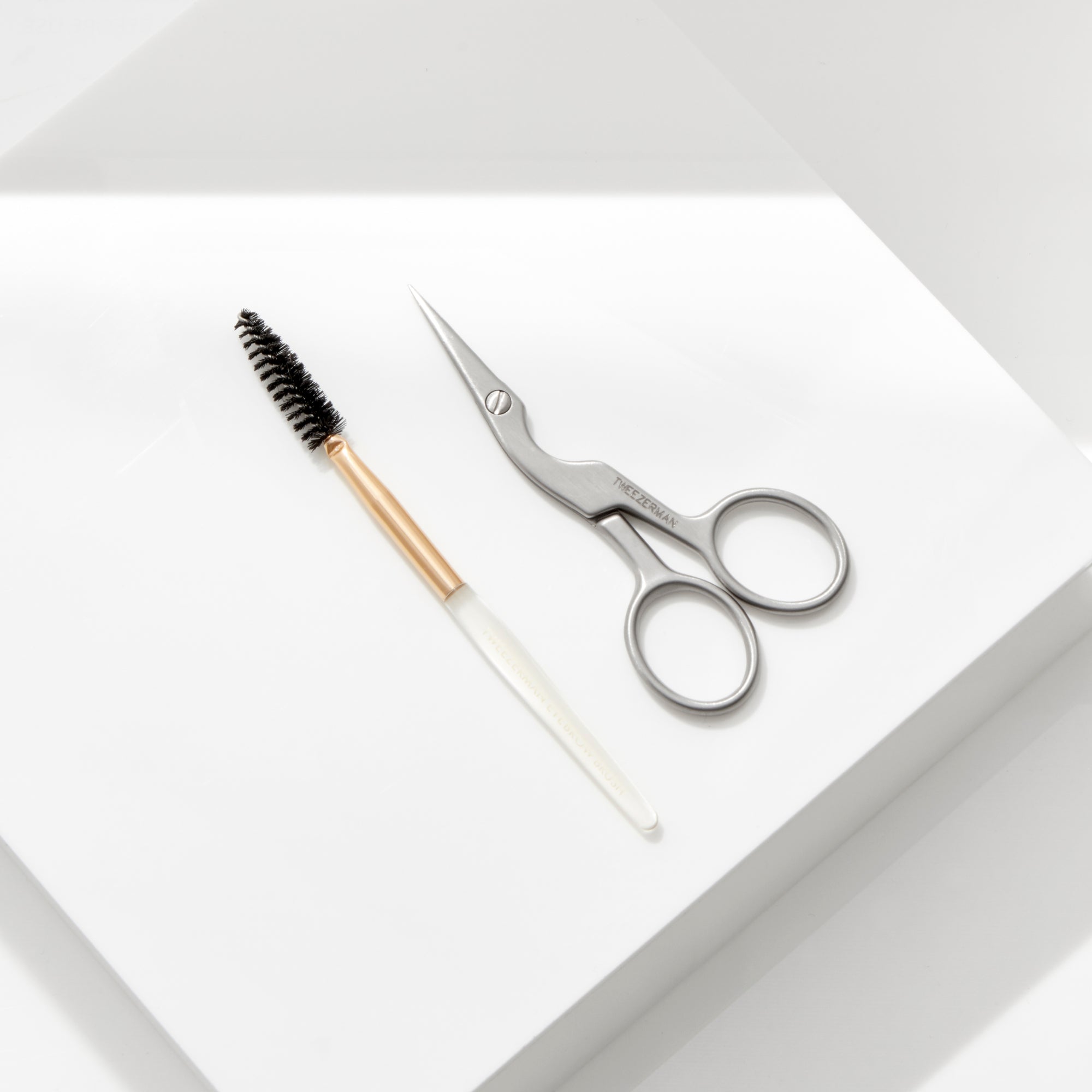 2914-R | Brow Scissors &amp; Brush