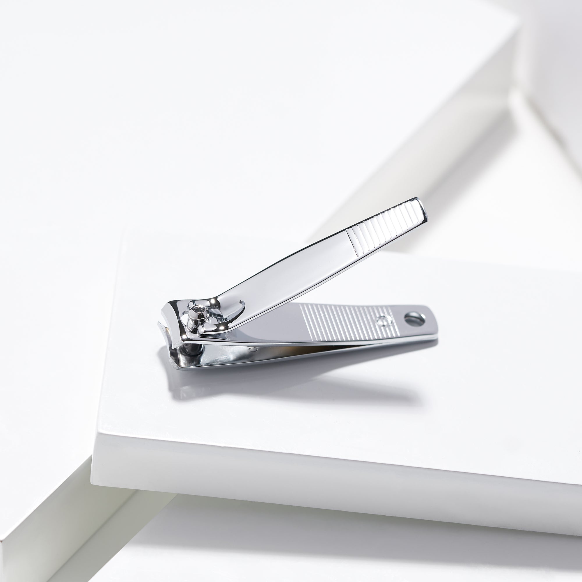 3076-P | Deluxe Fingernail Clipper