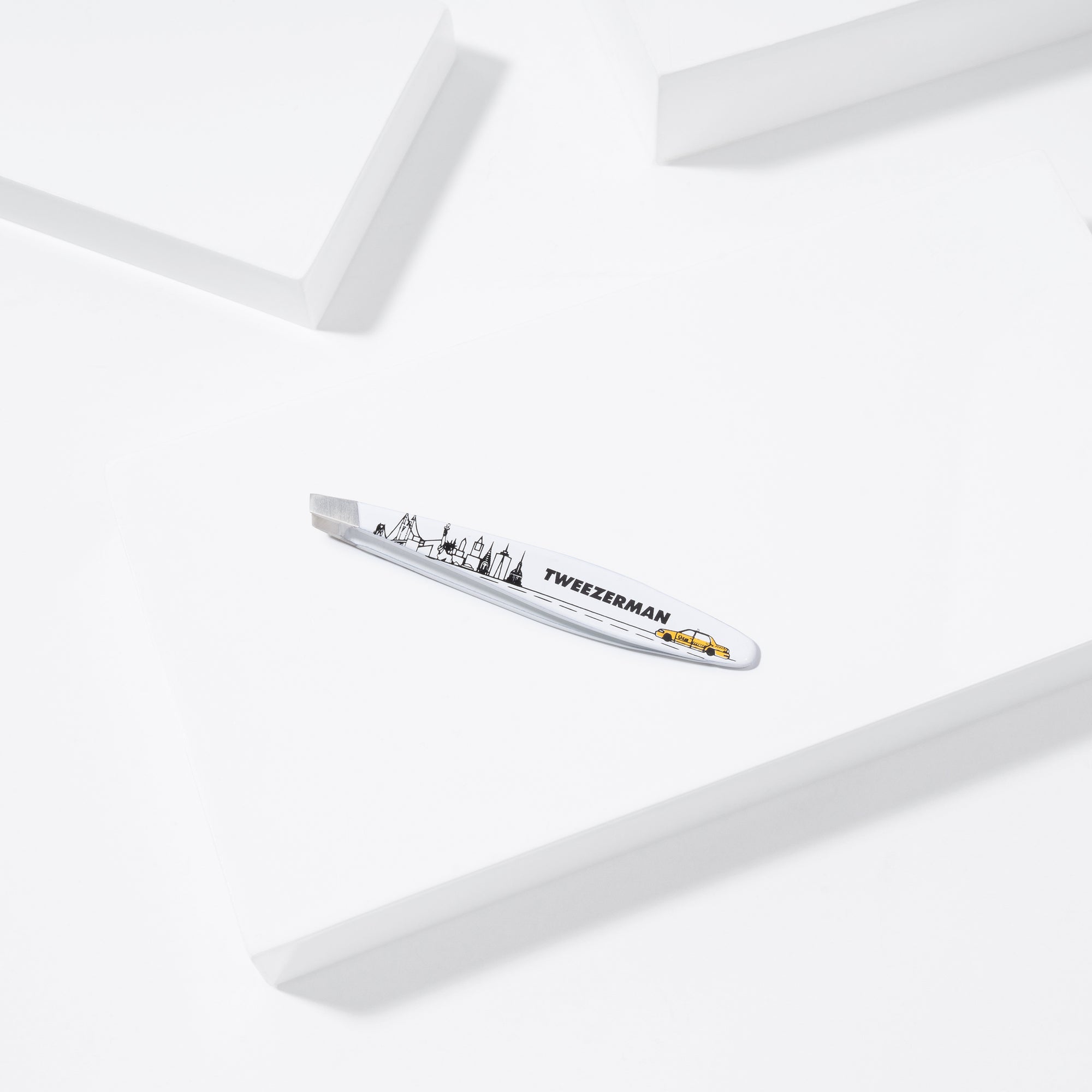 NYC Mini Slant Tweezer