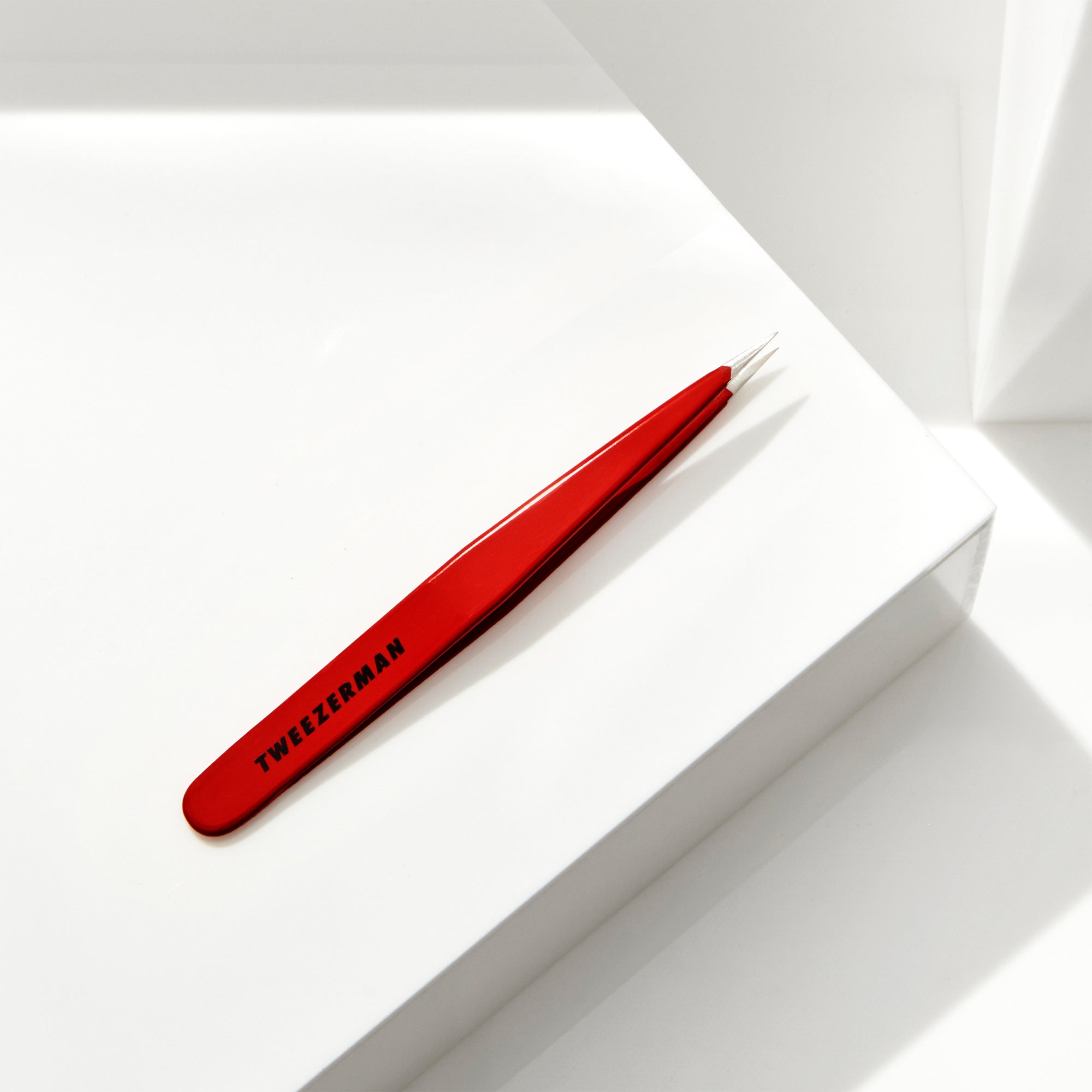 1241-CR | Point Tweezer Assorted Colors: Black, Red