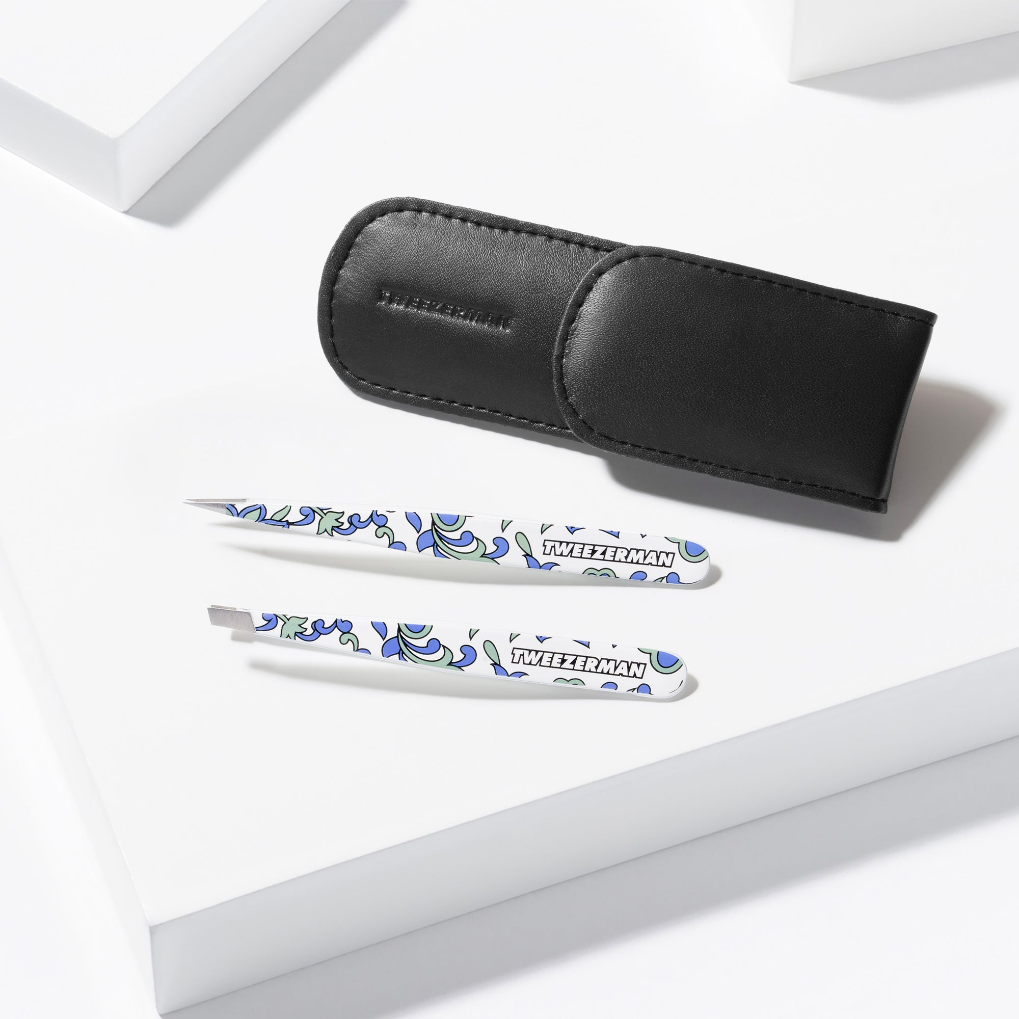 Paisley Petite Tweezer Set, point tweezer and slant tweezer with black case