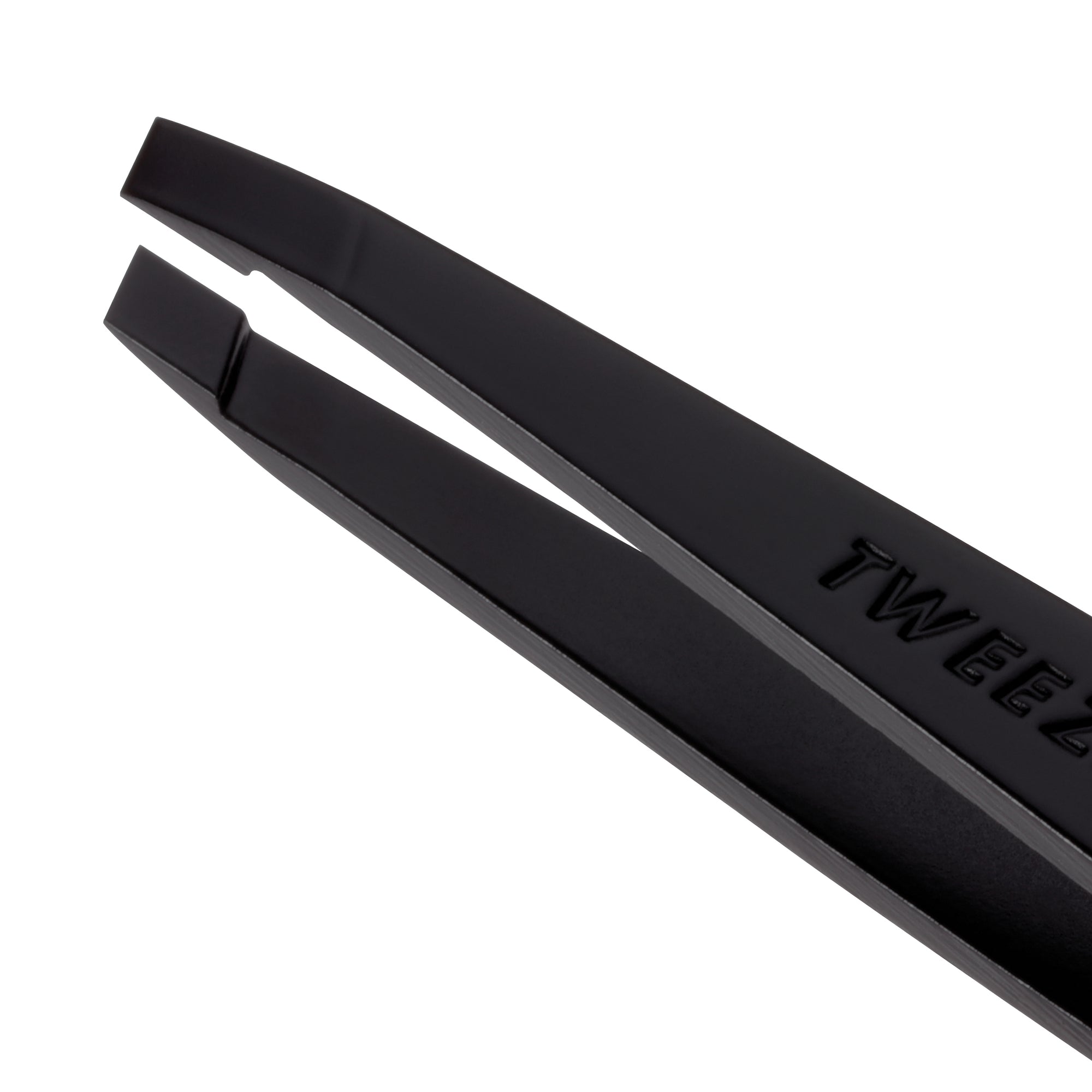 Tips of Matte Black Slant Tweezer