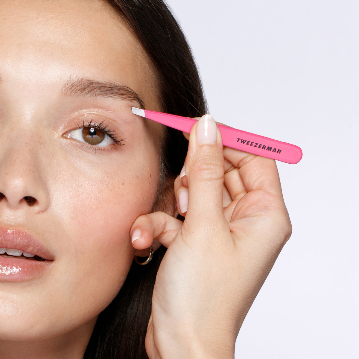 1230-CR | Slant Tweezer Assorted Colors:
Granite Sky, Black, Pink