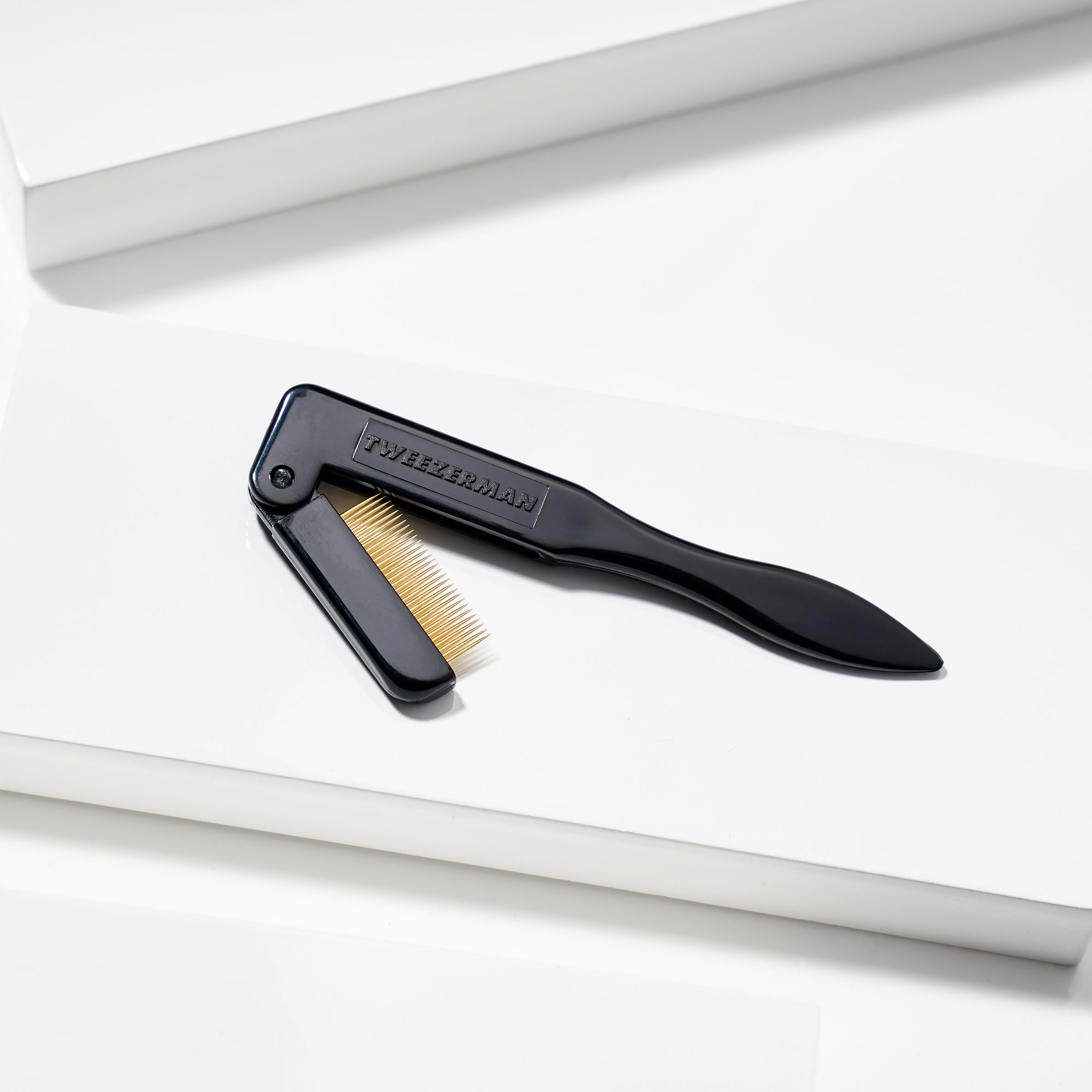 1054-LLT | Folding Ilashcomb Black